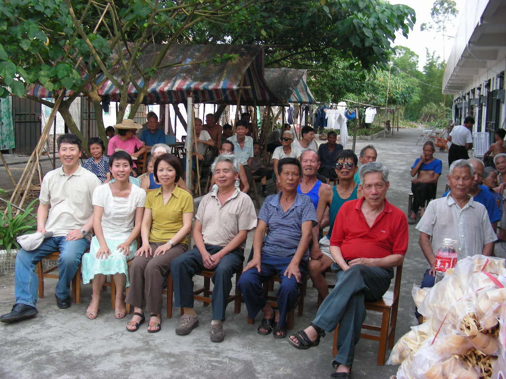 2007년 사랑의잔치 나사모.jpg